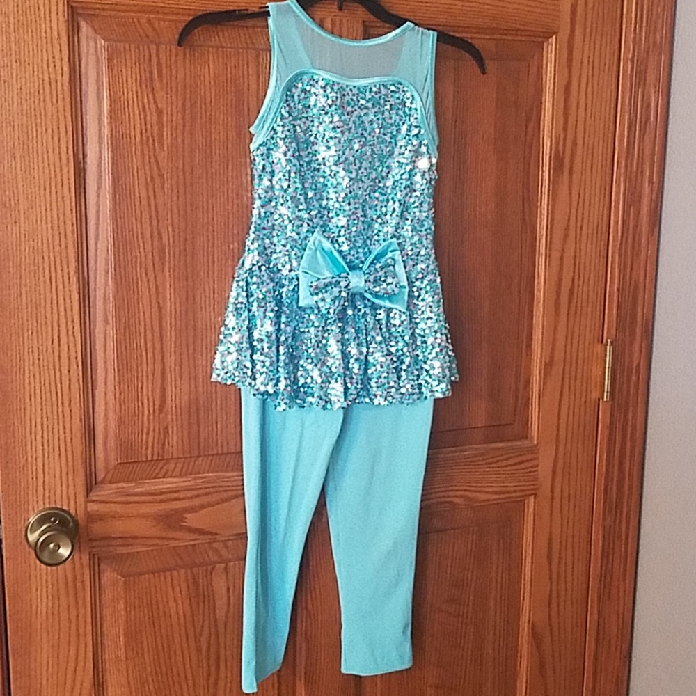 Weissman MC costume
